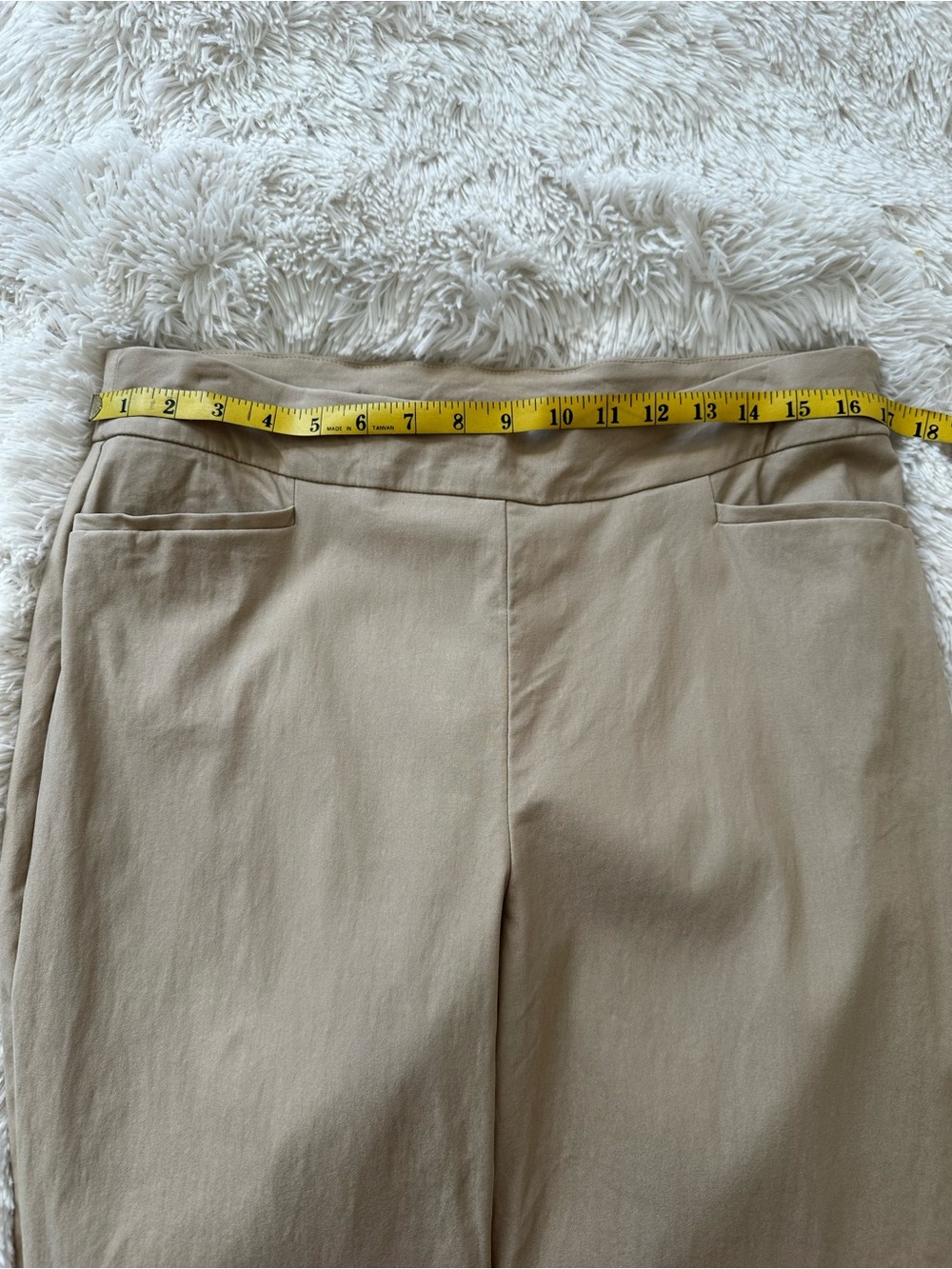 CHICO’S So Slimming Brigitte Slim Leg Pants Tan Sand Workwear Office Size 12 NWT - Picture 4 of 10